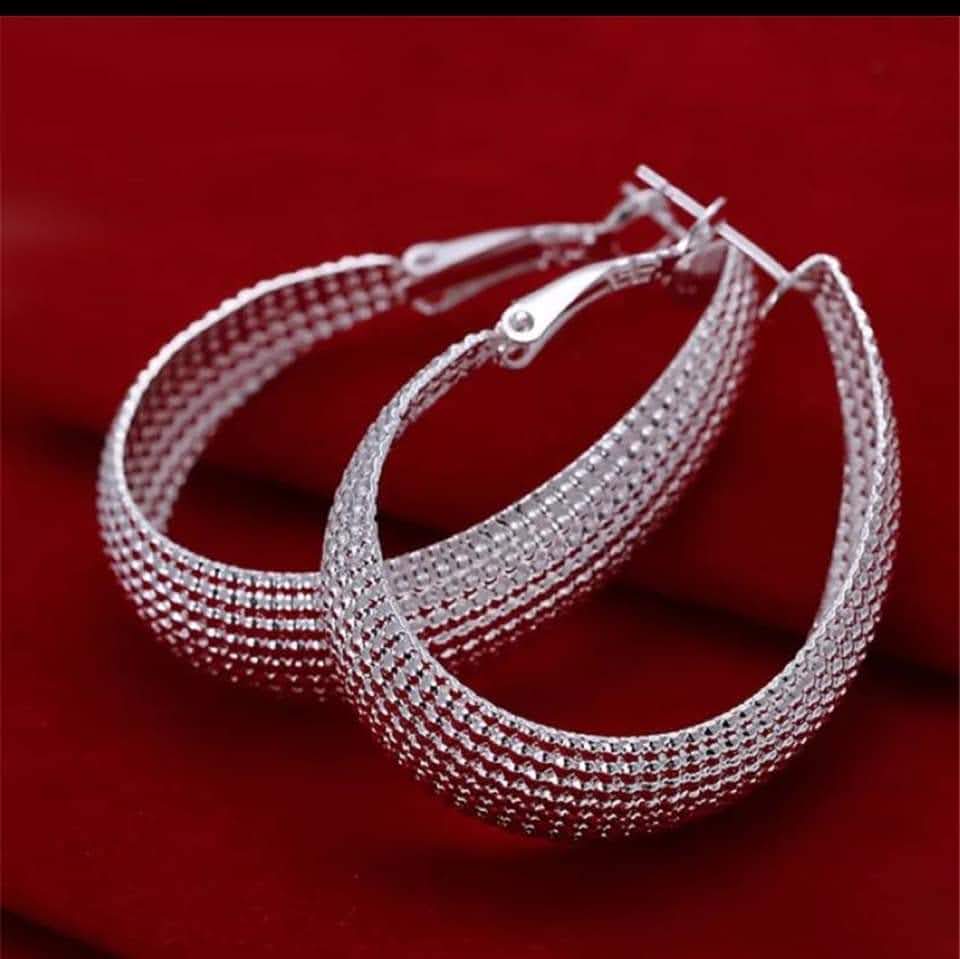 Větší kruhy 4x3 cm