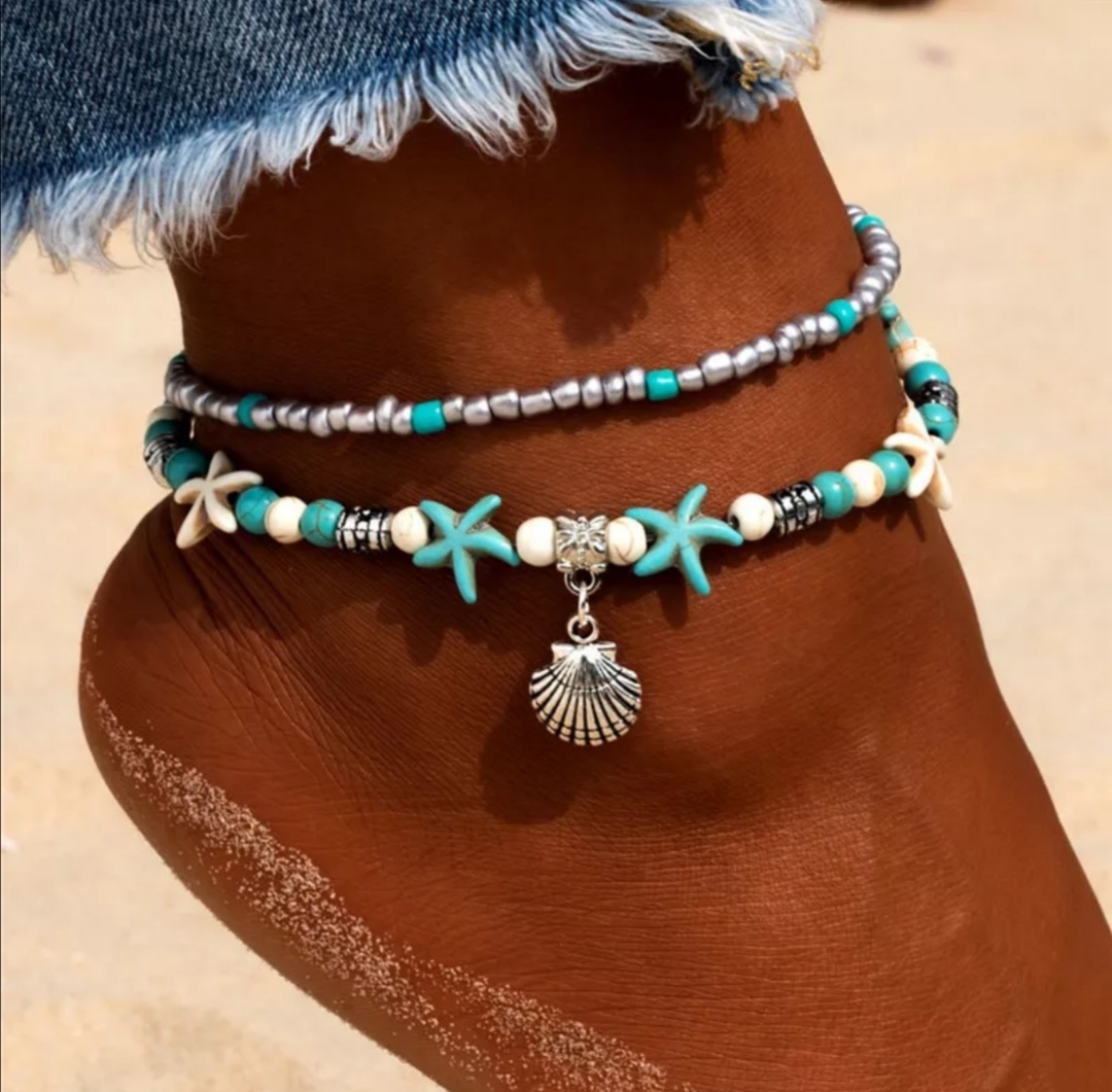 Dvojitý řetízek na nohu s tyrkysovými doplňky 