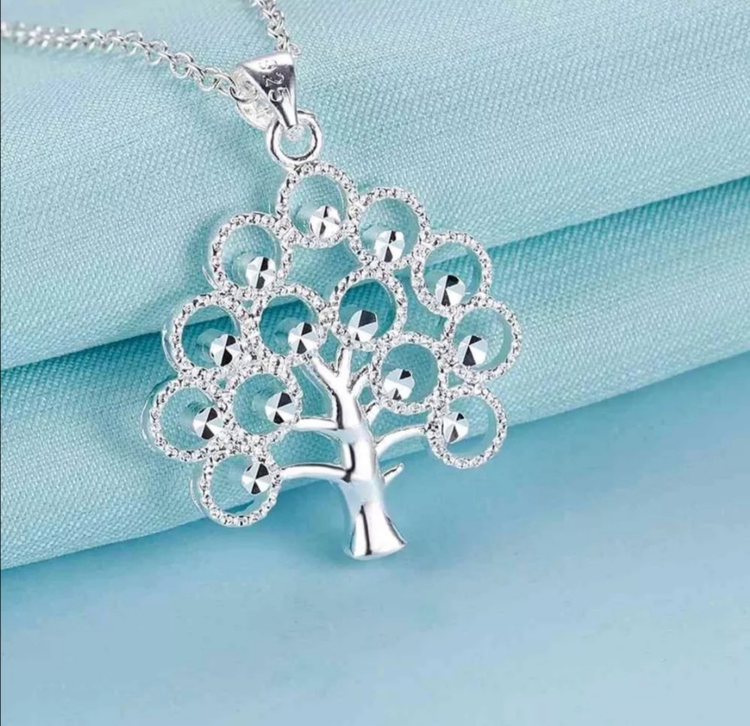 Řetízek s přívěskem strom života 