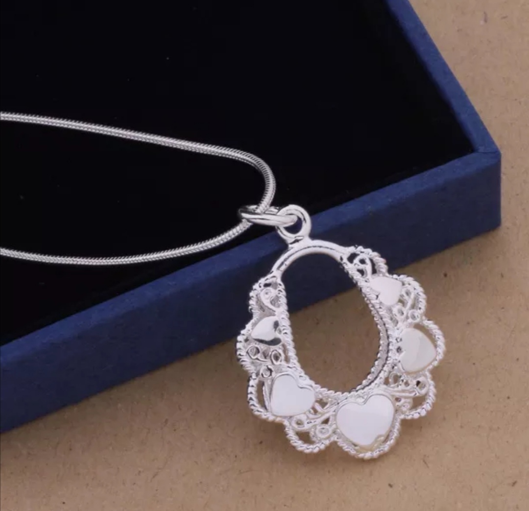 Řetízek s přívěskem srdíčkový 