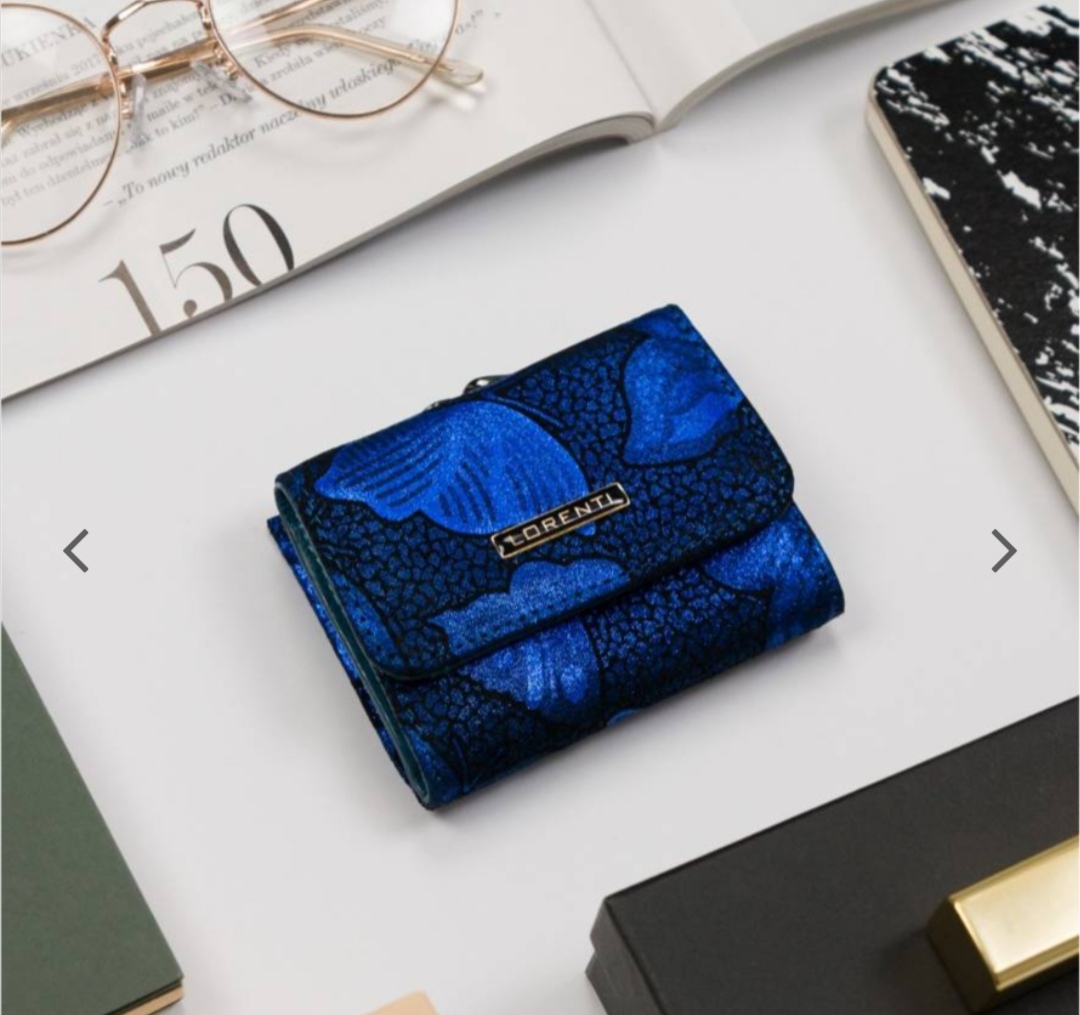 Malá dámská kožená peněženka Lorenti se vzorem motýla