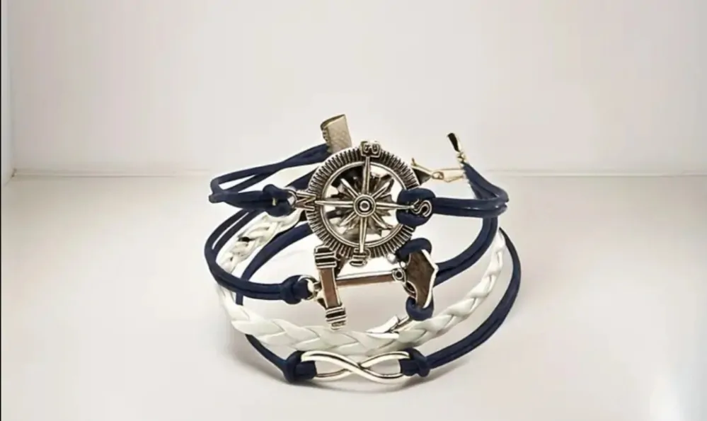 Stylový náramek na ruku v námořnickém stylu 