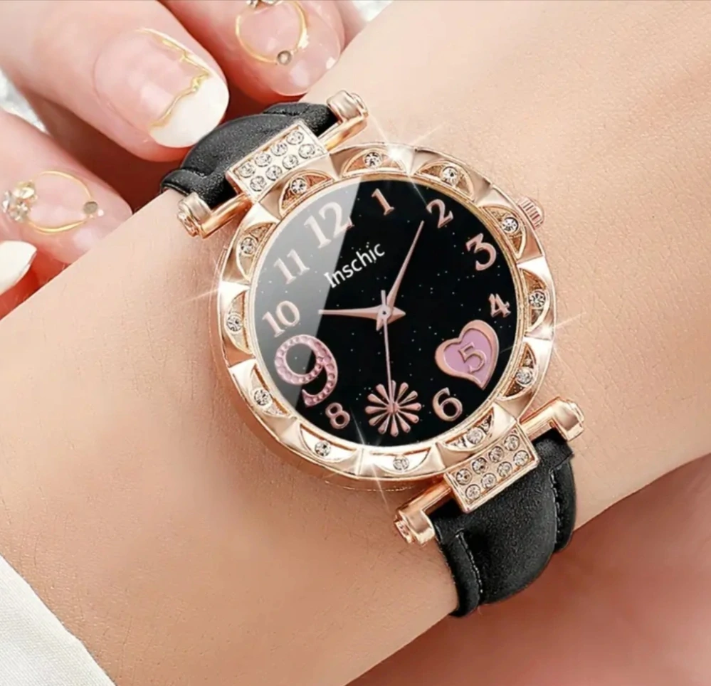 Módní dámské hodinky se srdíčkem ve třech barevných variantách 