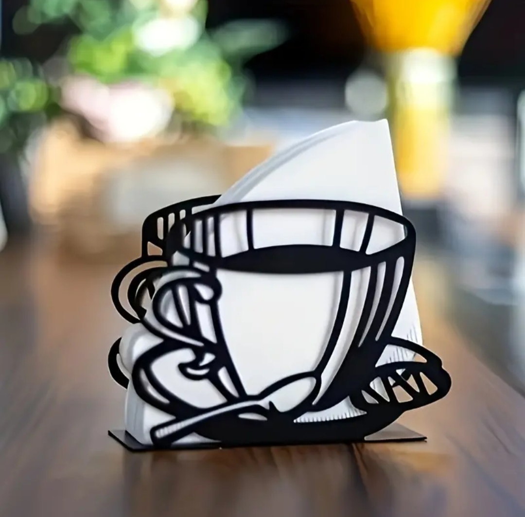 Stojánek na ubrousky ve tvaru hrnku 