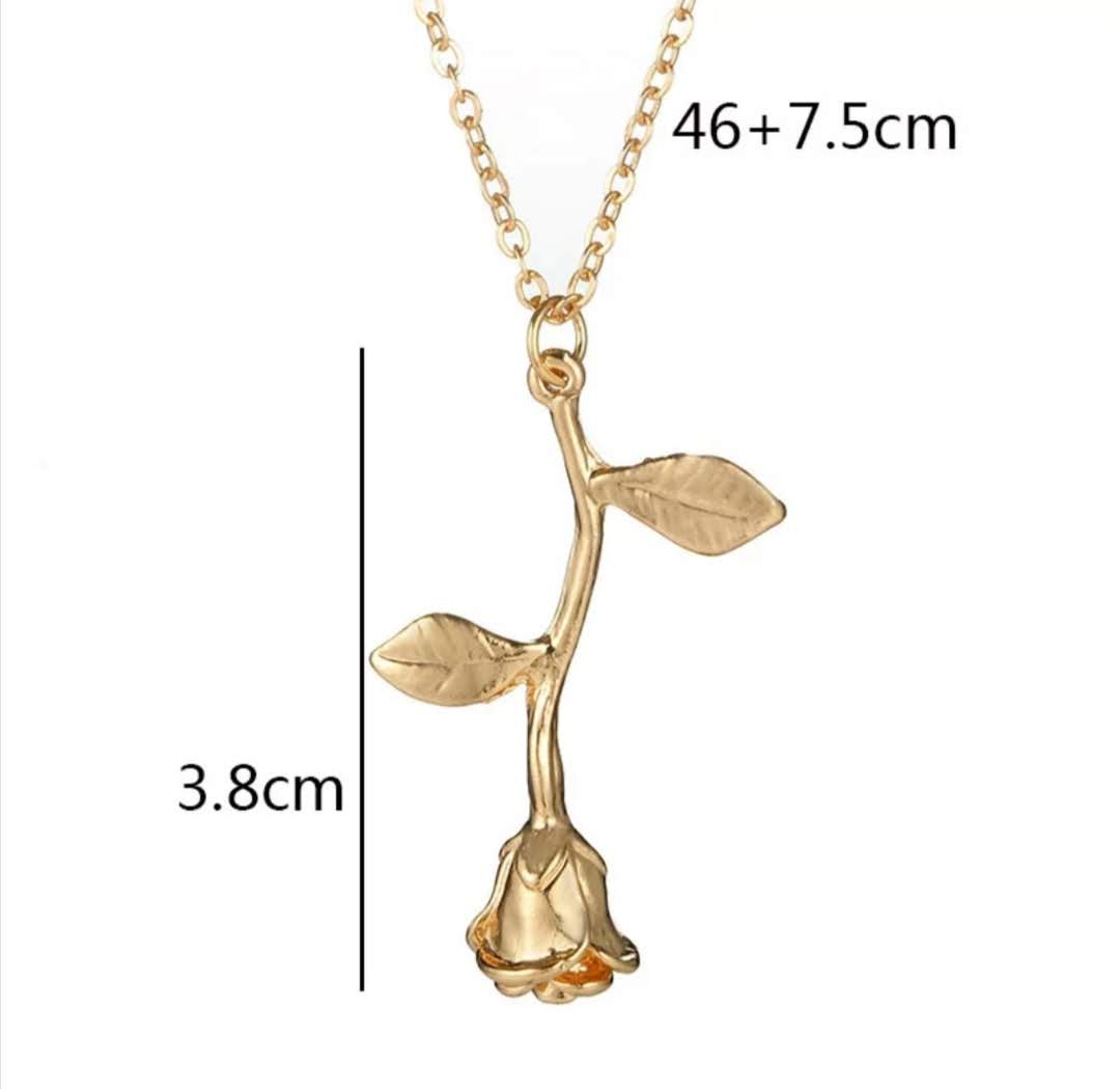 Řetízek s přívěskem růže