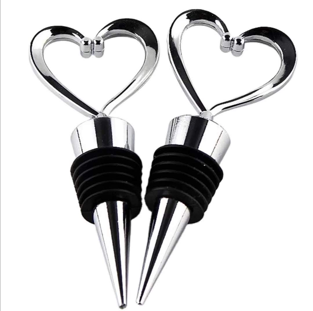 Zátka na lahev vína ve tvaru srdce pro romantické chvíle 