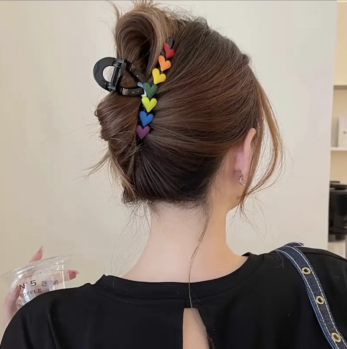 Skřipec do vlasů se srdíčky v duhových barvách