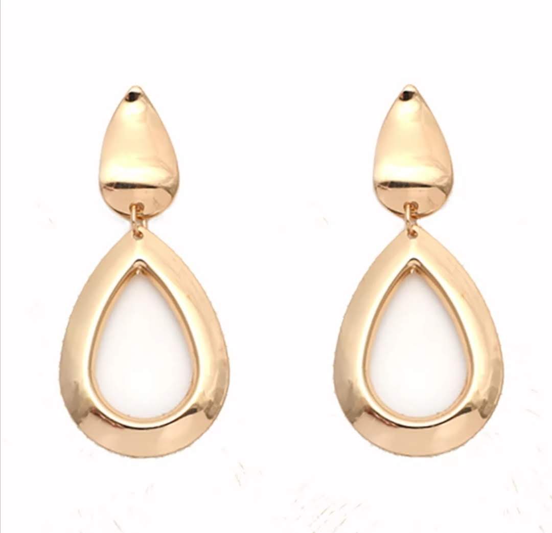 Módní lehké náušnice