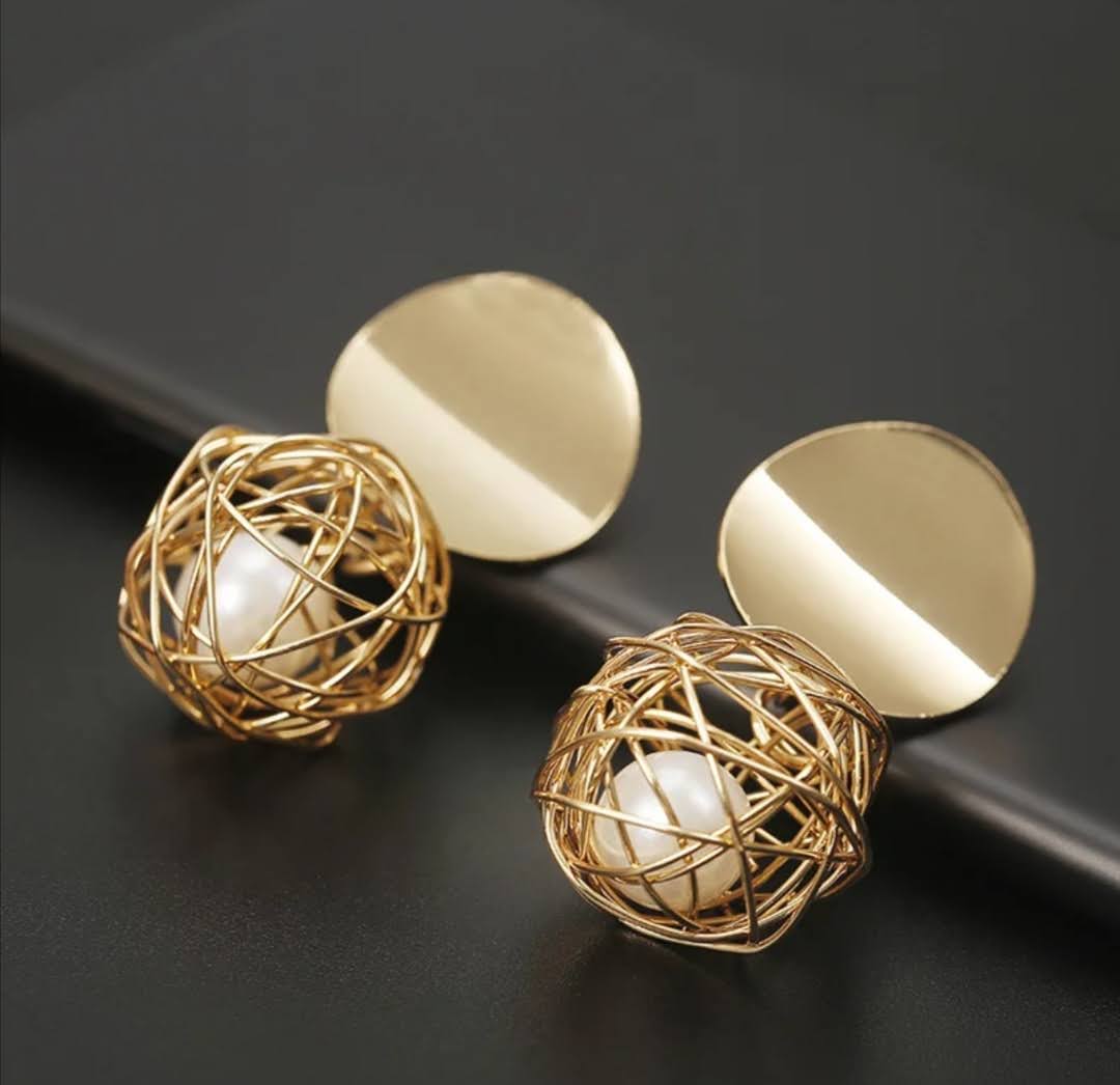 Módní dámské náušnice 