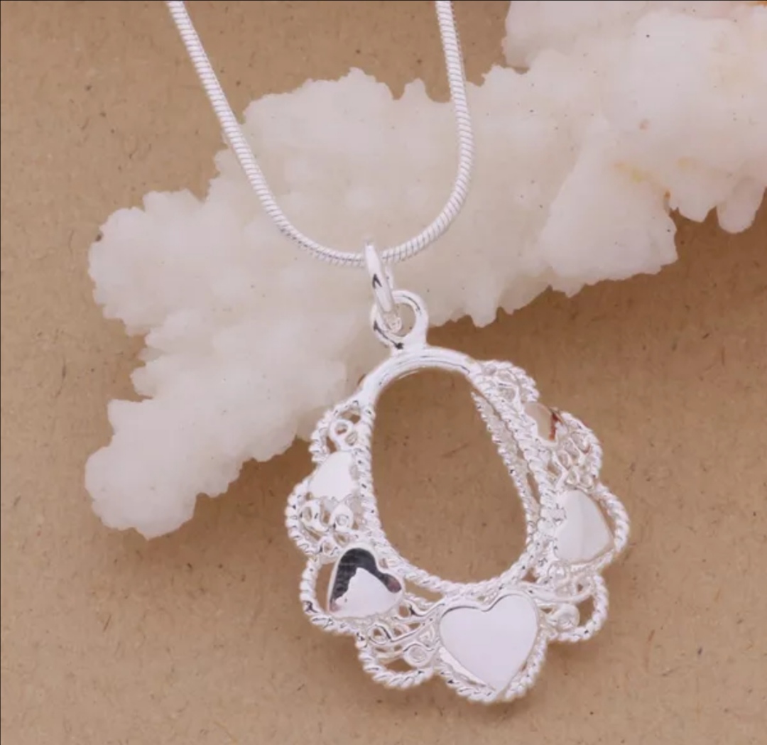 Řetízek s přívěskem srdíčkový 