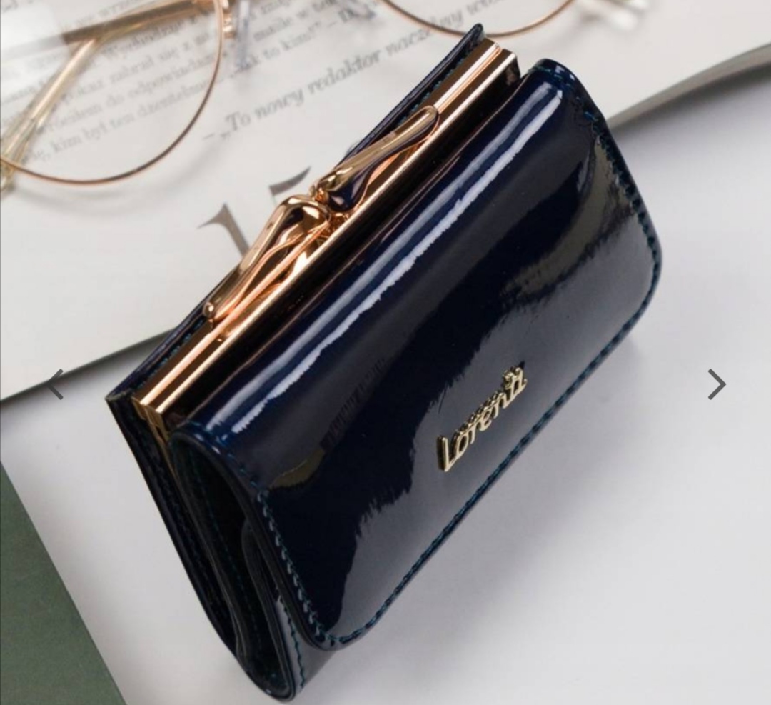 Malá dámská kožená lakovaná peněženka Lorenti modrá