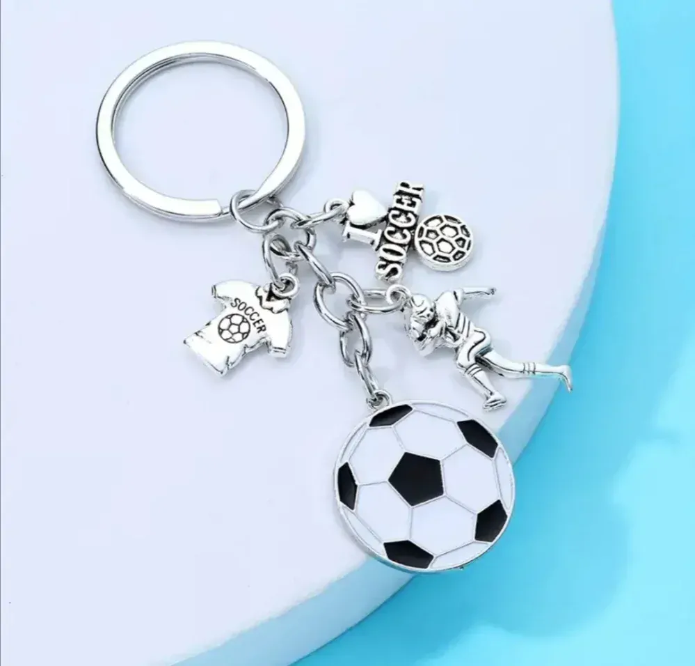 Přívěsek na klíče pro fotbalové nadšence 