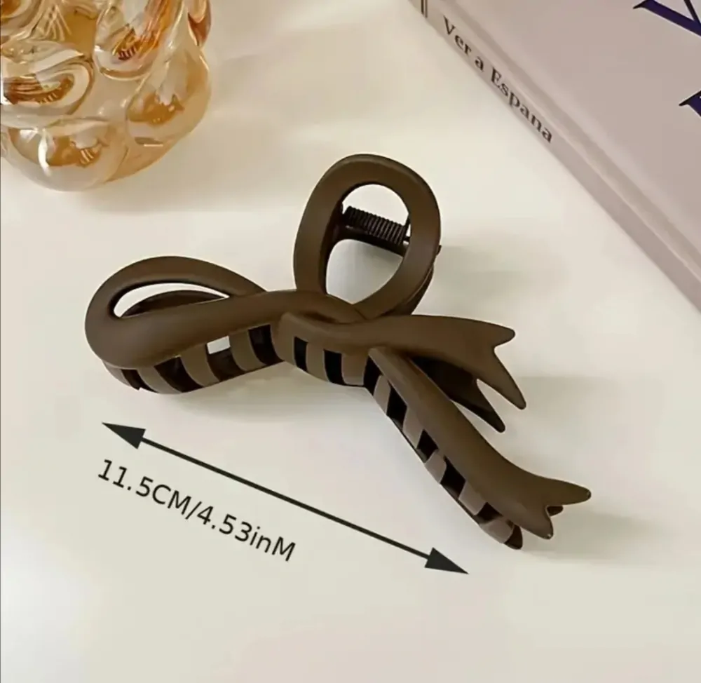 Akrylátový skřipec do vlasů  ve tvaru stuhy