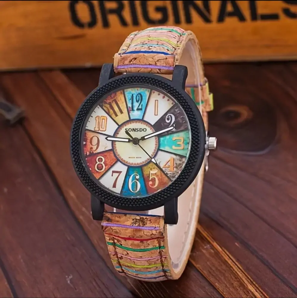 Dámské hodinky v retro stylu imitace dřeva 