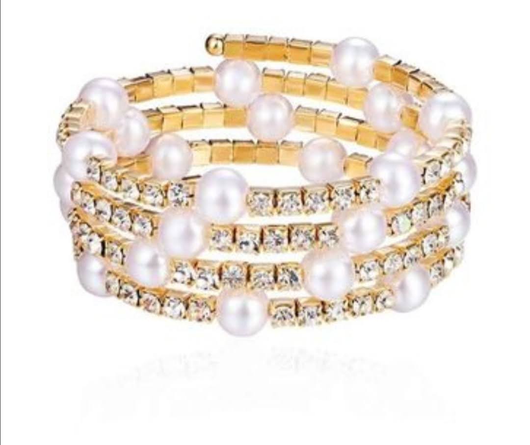 Krásný dámský 4 vrstvý náramek s perličkami