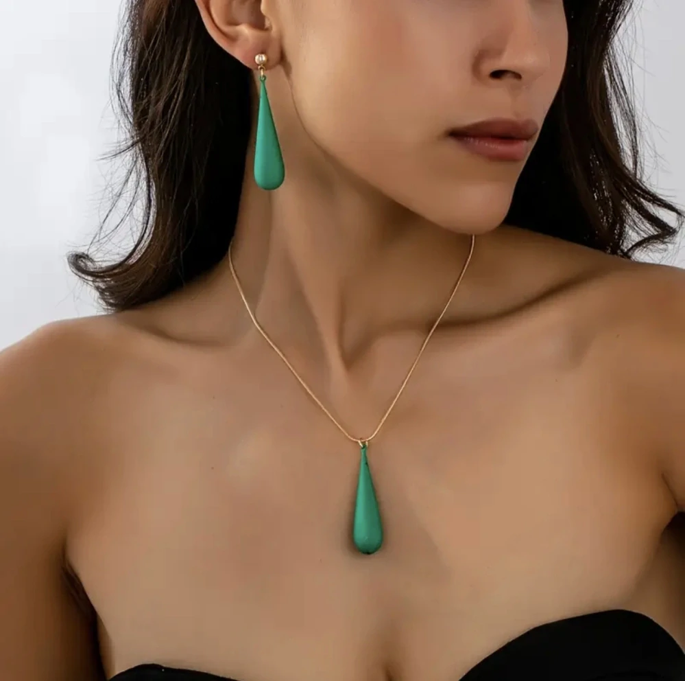 Luxusní sada šperků pro moderní ženu - 4 varianty 