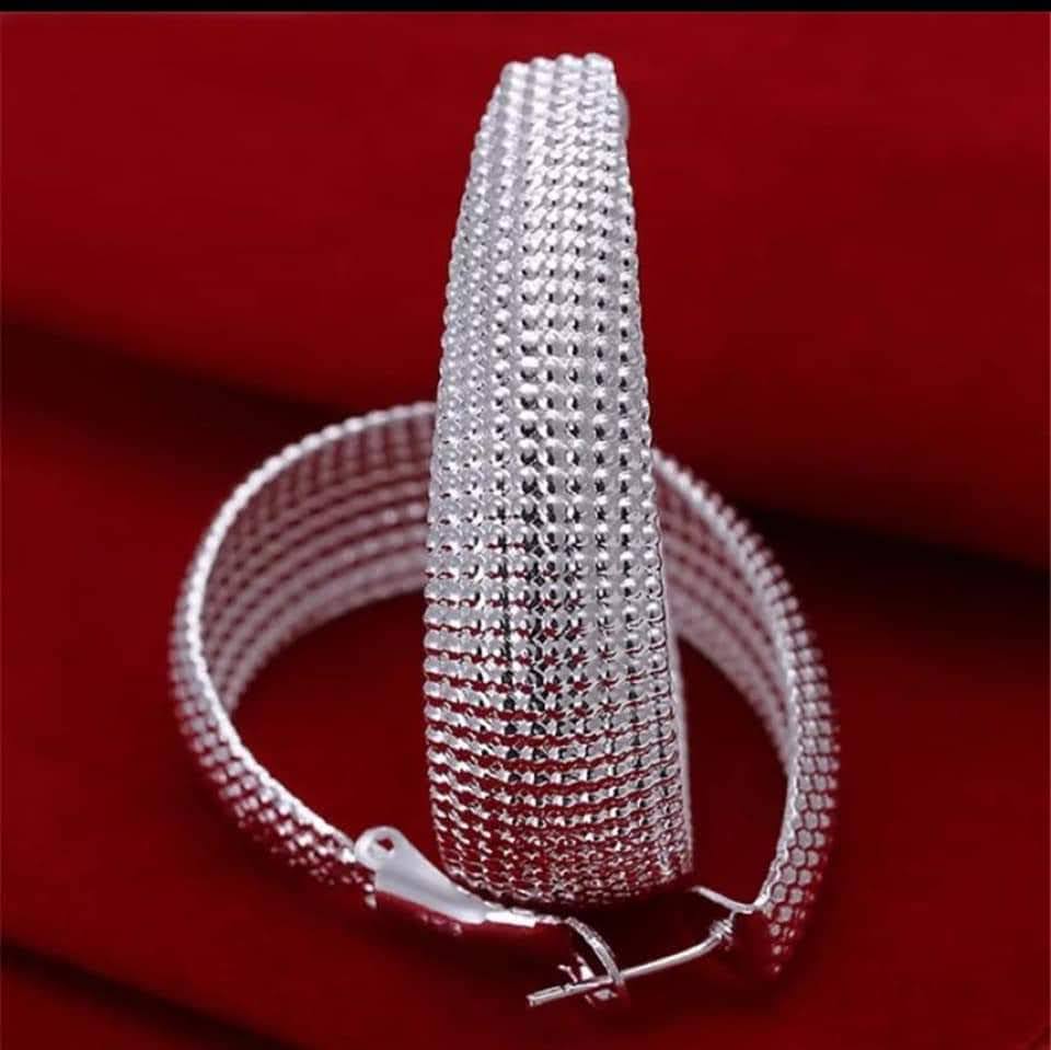 Větší kruhy 4x3 cm