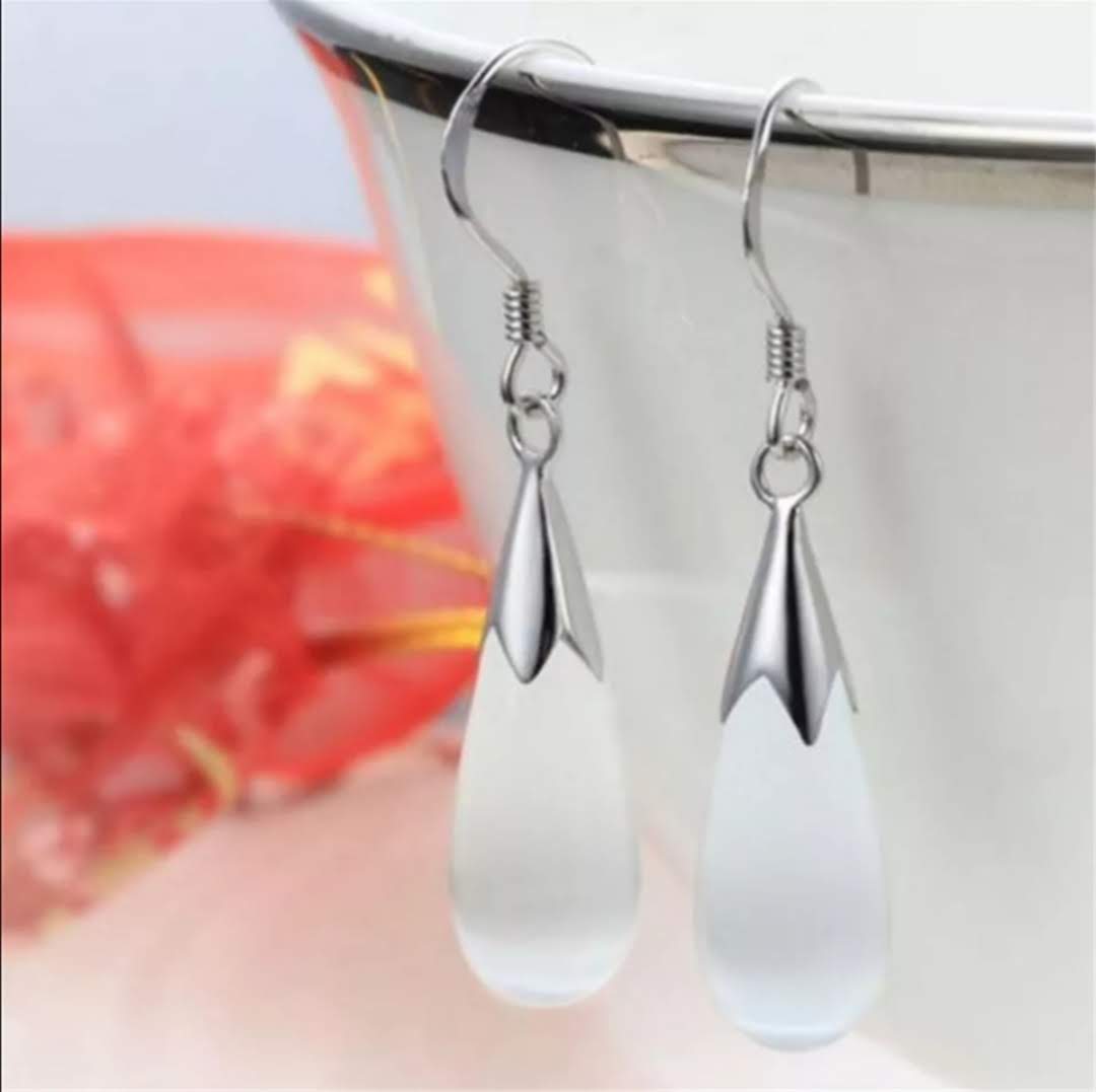 Decentní visací náušnice