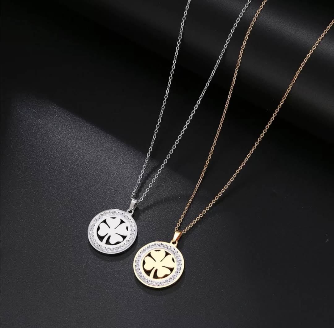 Řetízek s přívěskem čtyřlístek 