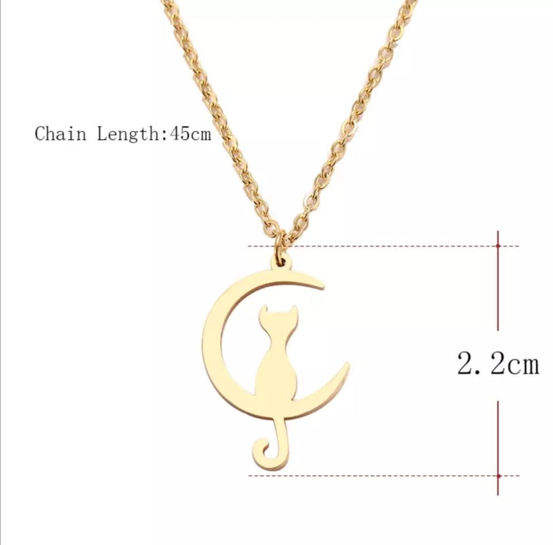 Řetízek s přívěskem kočka na měsíci