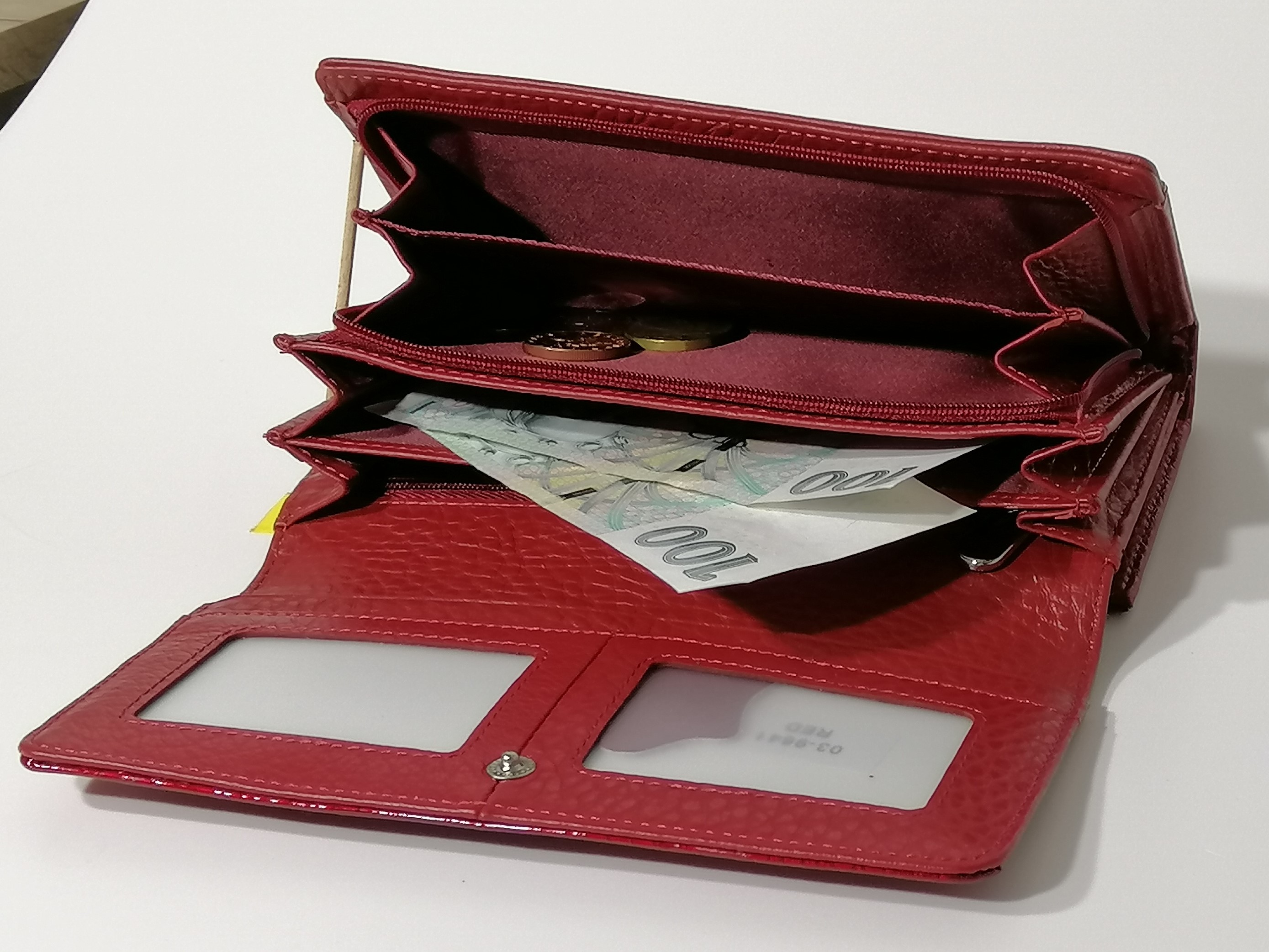 Dlouhá dámská lakovaná peněženka hadí vzor 03-9641