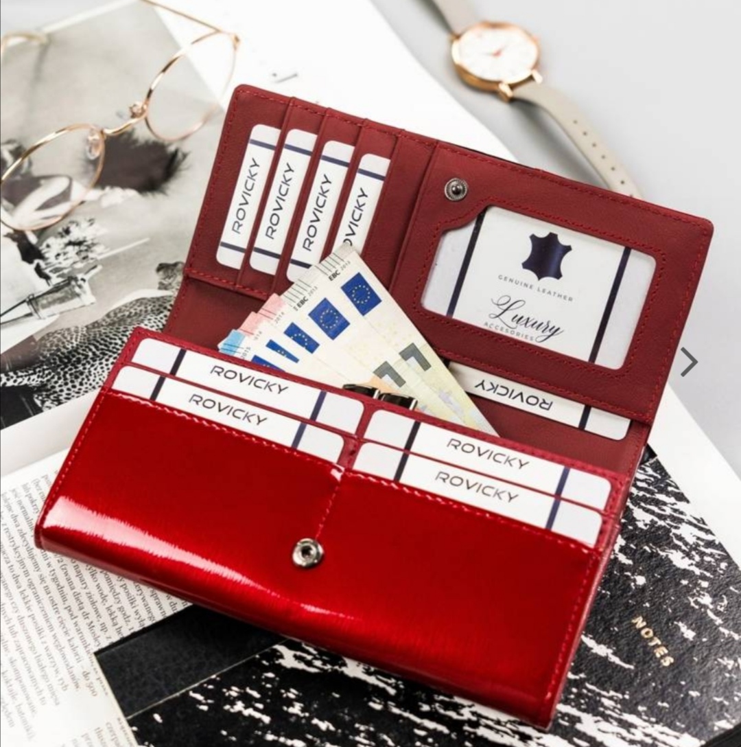 Klasická dámská kožená lakovaná peněženka Cavaldi 