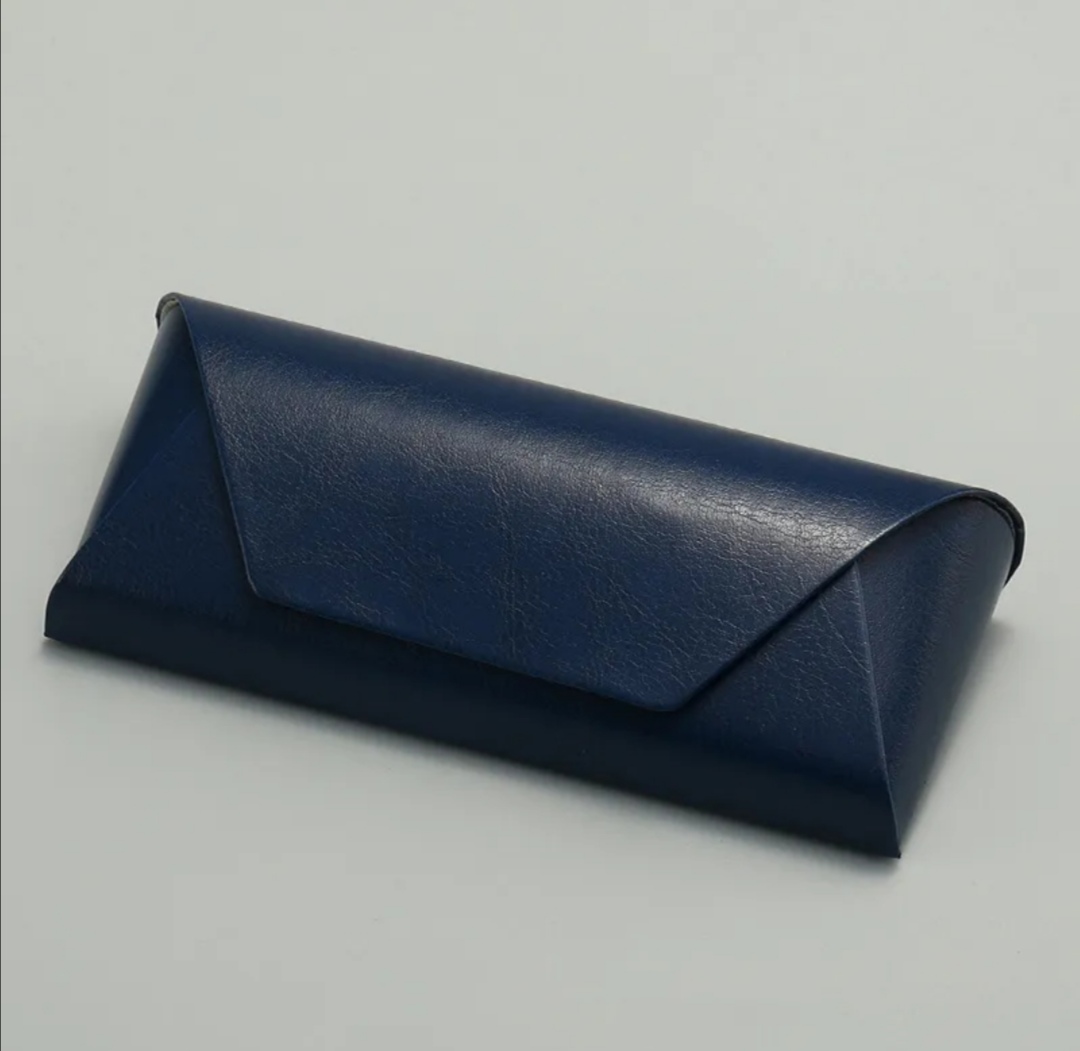 Stylové pouzdro na brýle 