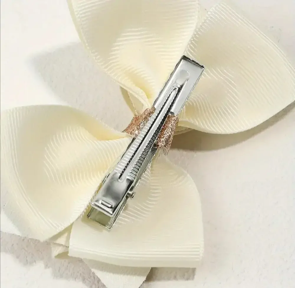 2 kusy velkých sponek s mašličkou 