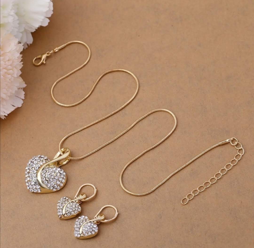 Sada šperků zlaté srdce se zirkony 