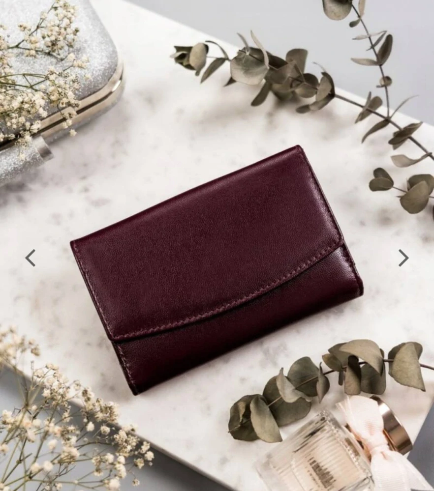 Střední dámská kožená peněženka Rovicky vínová
