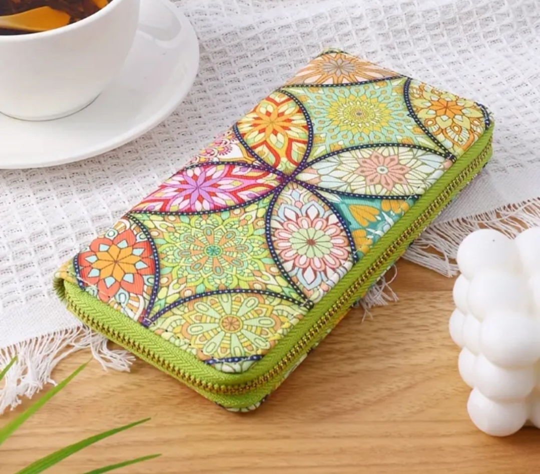 Velká módní barevná peněženka 