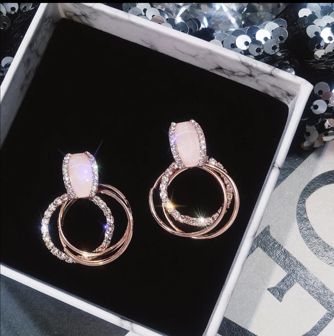 Krásné večerní náušnice kroužky