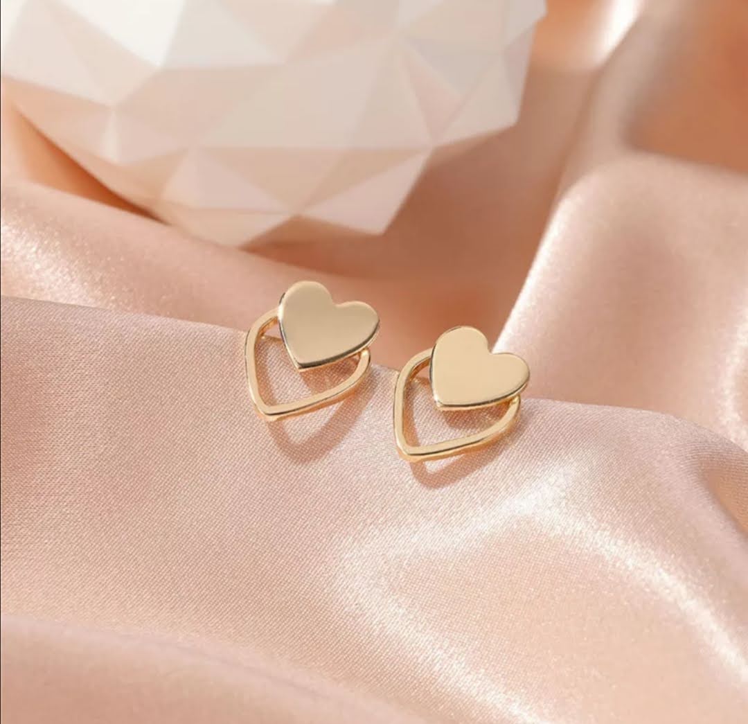 Decentní krásné náušnice  ve tvaru srdce