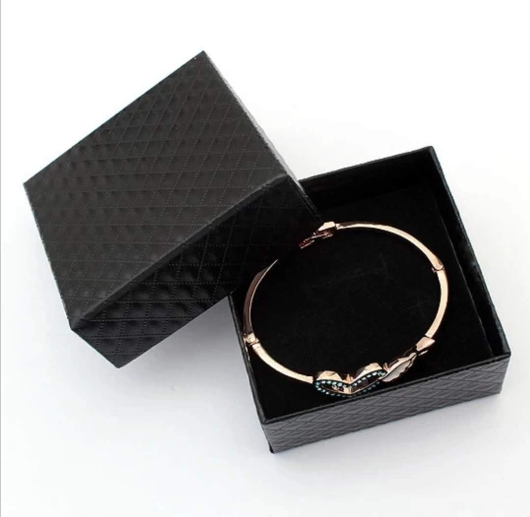 Krabička na šperky větší