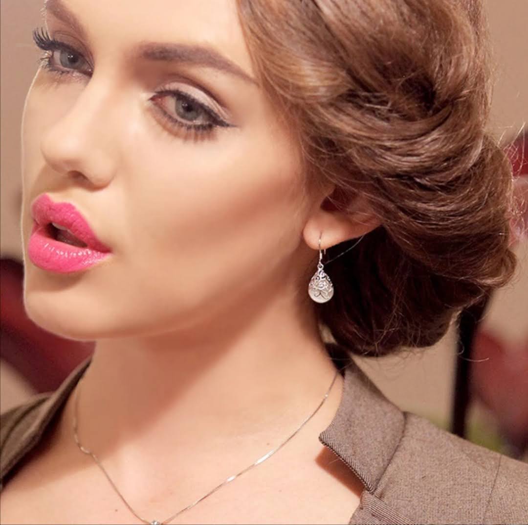 Jemné decentní dámské náušnice