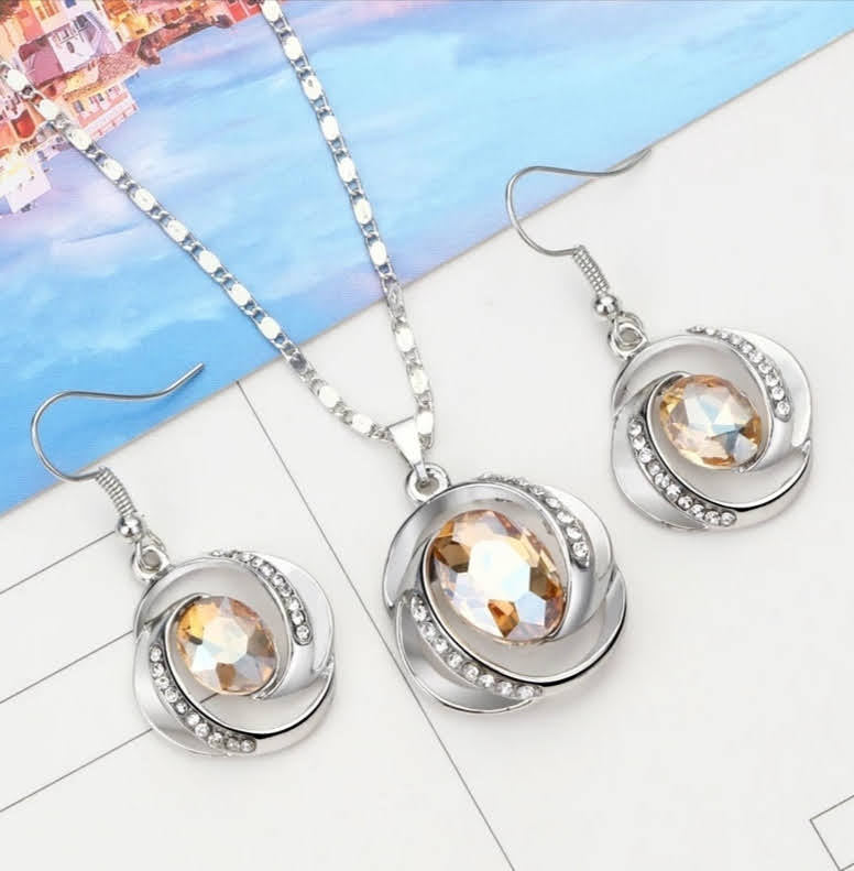 Sada šperků Iconic Drop náhrdelníku a náušnic - 5 variant 