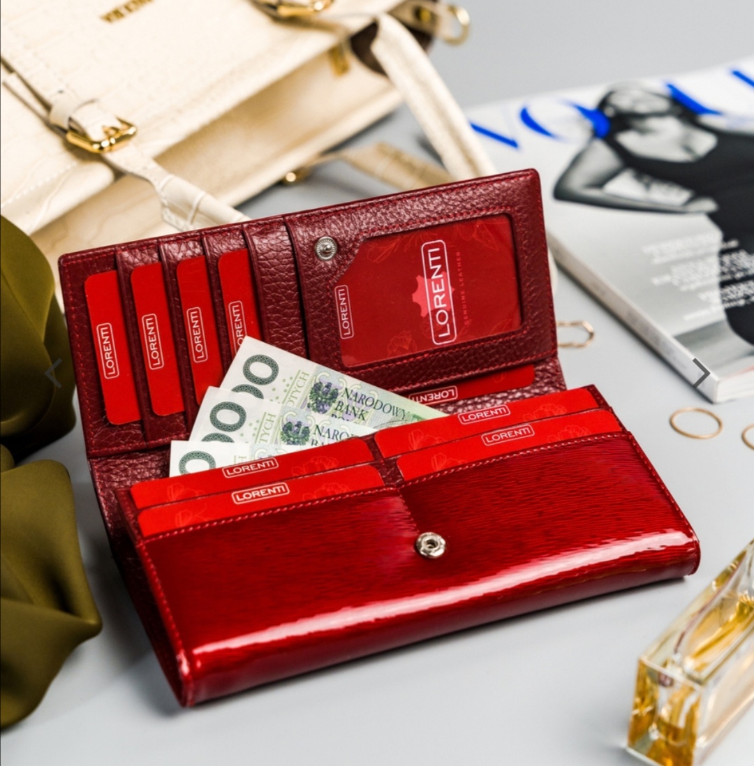 Podlouhlá kožená dámská peněženka Lorenti lakovaná červená