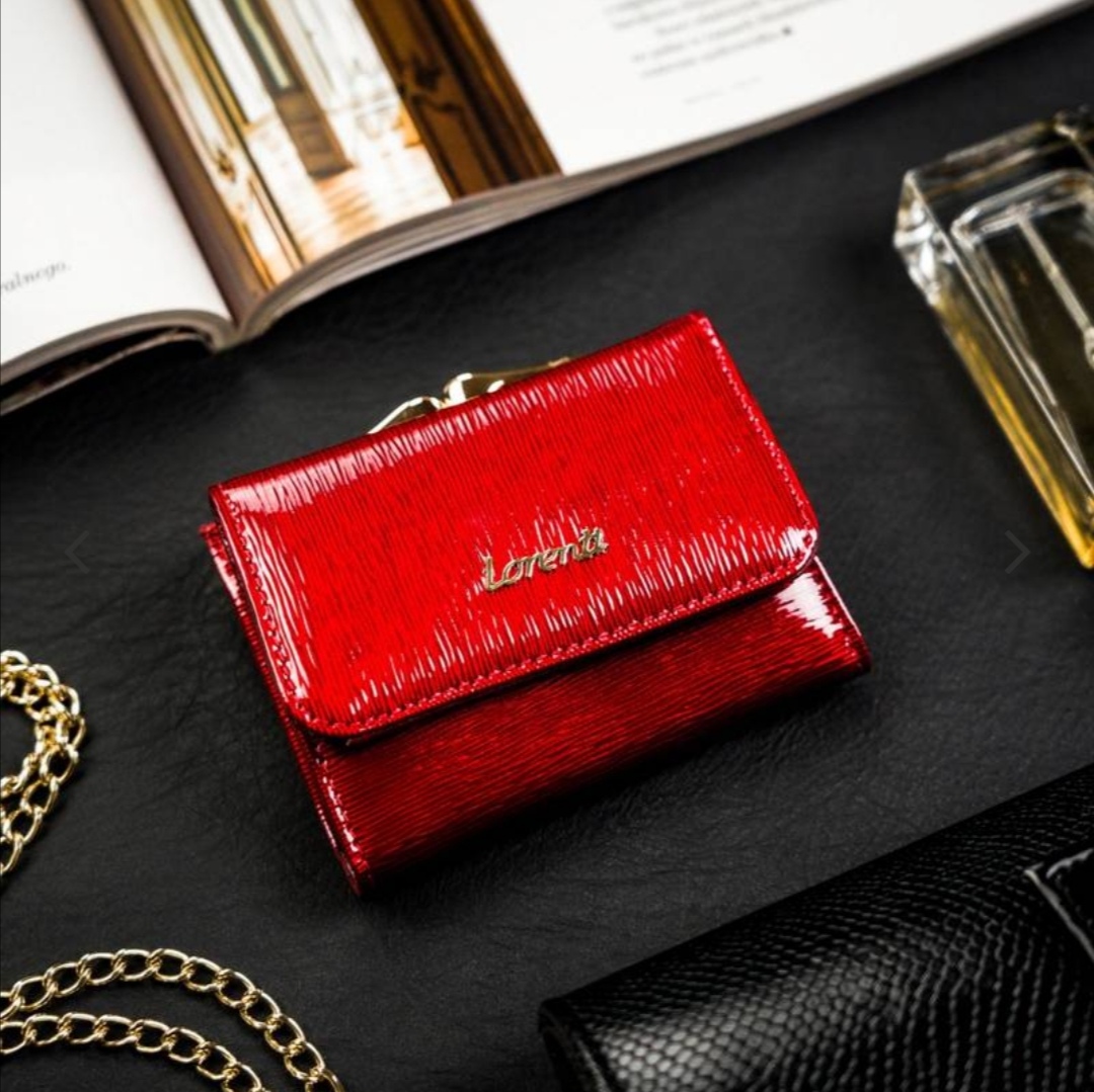 Malá dámská kožená lakovaná peněženka Lorenti červená 