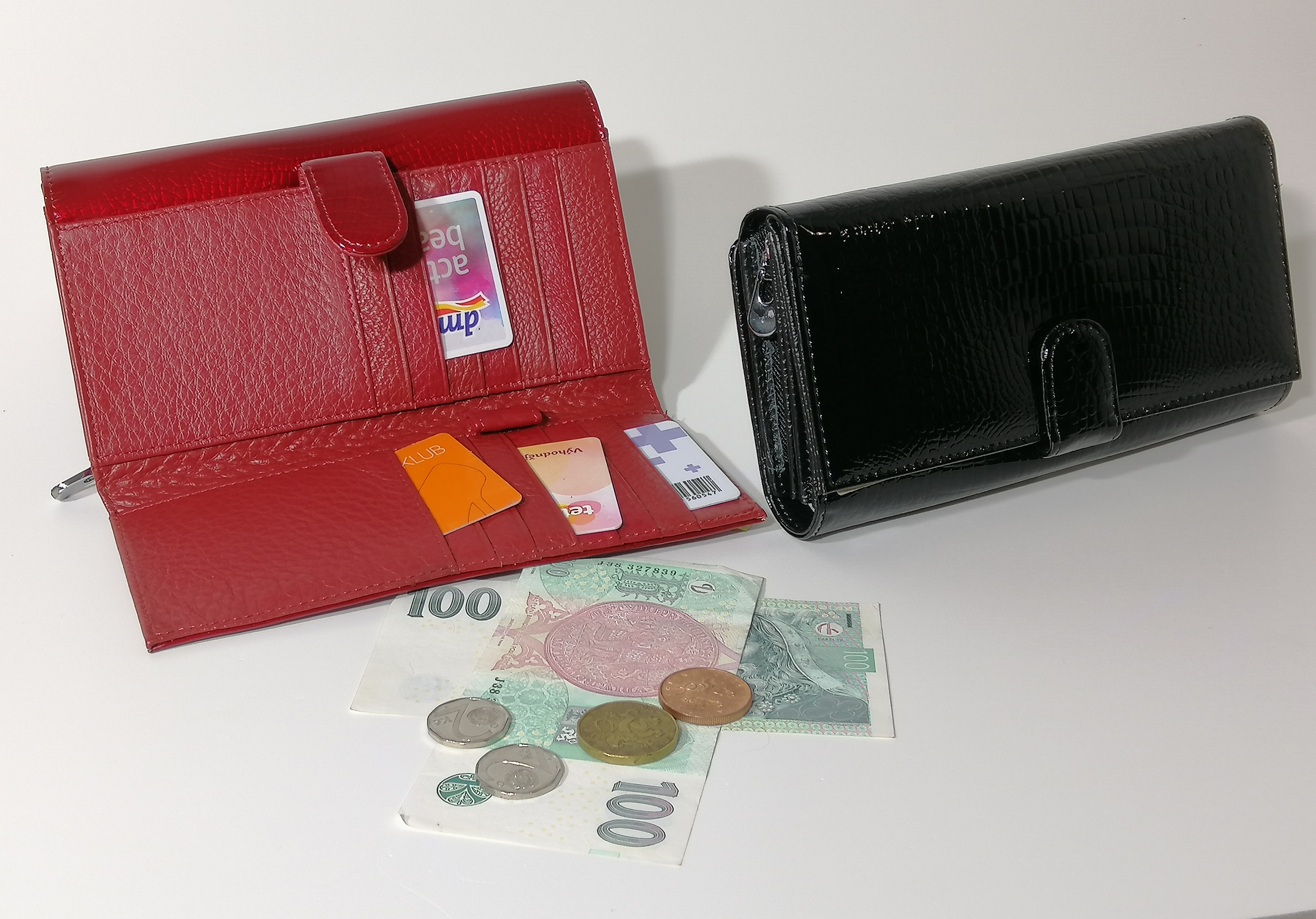 Dlouhá dámská lakovaná peněženka hadí vzor 03-9641