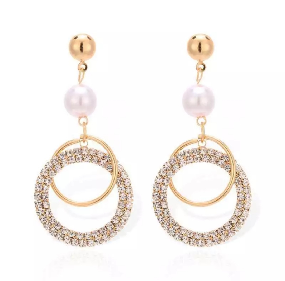 Dlouhé krásné náušnice dvojitý kruh s perličkou