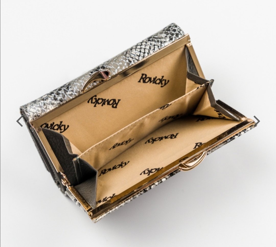 Podlouhlá dámská kožená lakovaná peněženka Rovicky stříbrná 