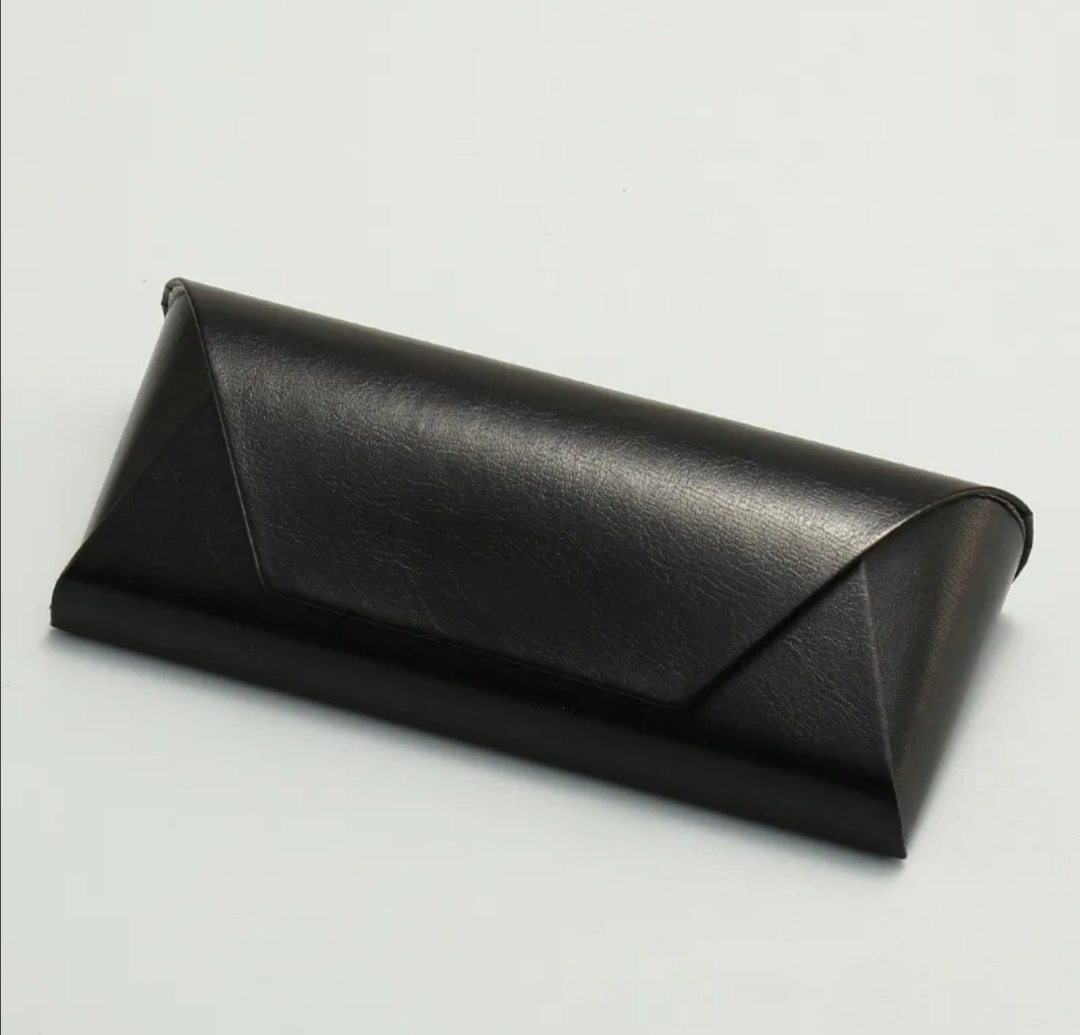 Stylové pouzdro na brýle 