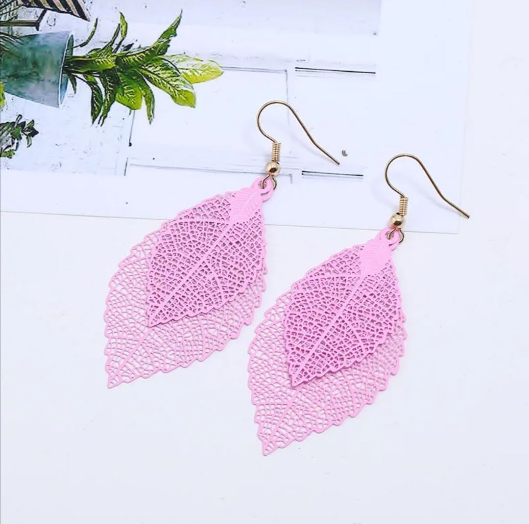 Krásné náušnice barevné listy