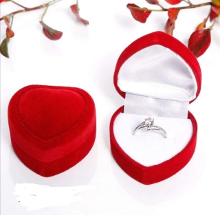 Červená krabička srdce