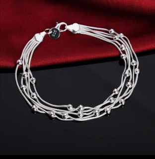 Krásný řetízkový náramek s kuličkami