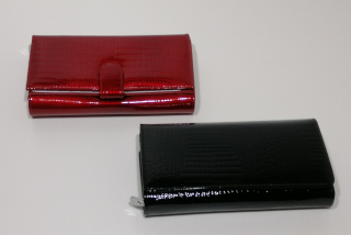 Dlouhá dámská lakovaná peněženka hadí vzor 03-9641