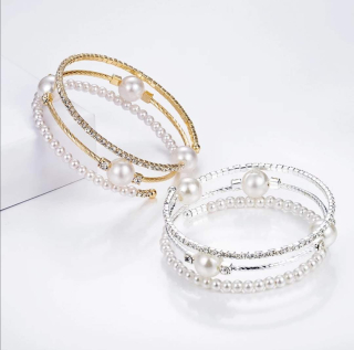 Krásný dvouvrstvý náramek s perličkami