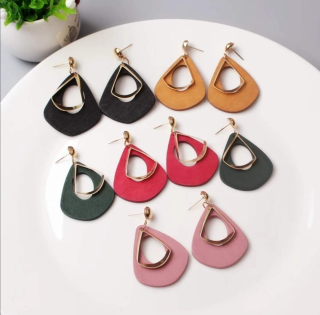 Krásné dámské náušnice dřevo + obecný kov